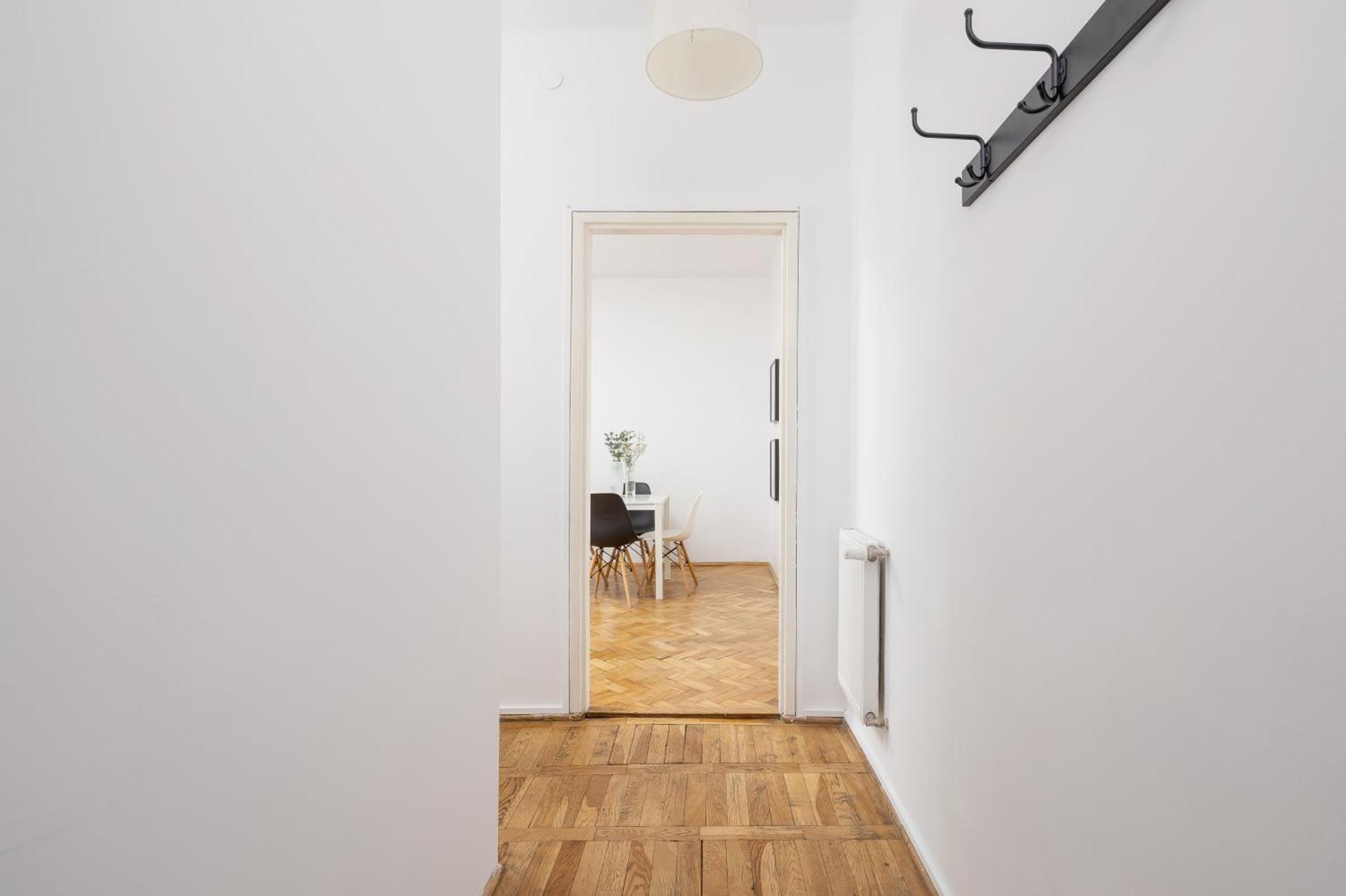 1-Bedroom Apartment With Balcony - Dluga 65 Krakow Luaran gambar